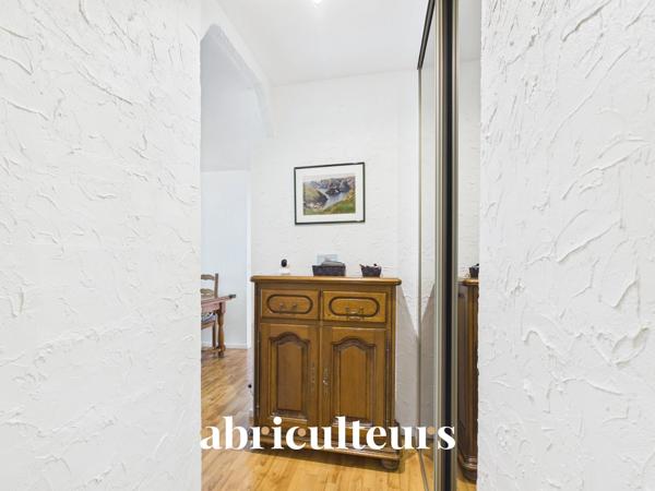Appartement 4 pièces 76 m² avec loggia, parking et cave — Argenteuil