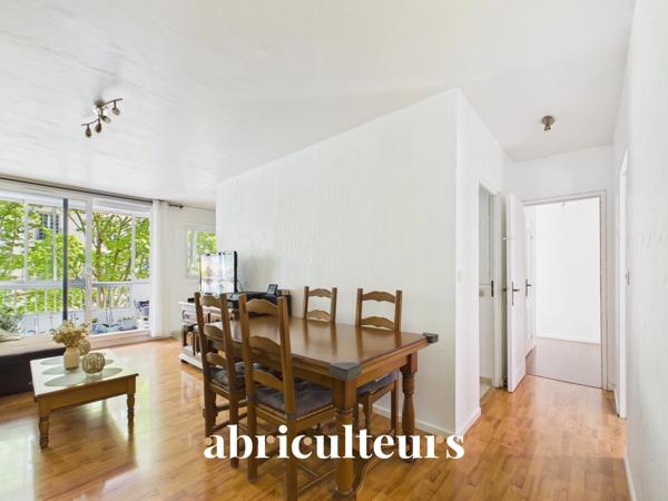 Appartement 4 pièces 76 m² avec loggia, parking et cave — Argenteuil