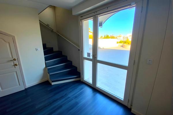 À vendre - Local professionnel 250 m² situé à Barbentane (13570)