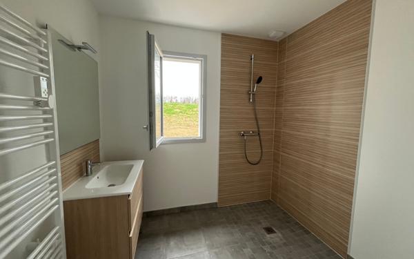 Maison à louer    4 pièces • 85 m2 Saint-Junien