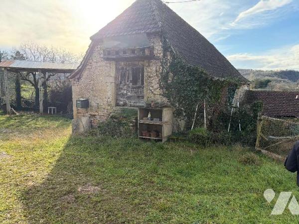 A VENDRE à CAJARC (46160 - Lot) - Dans un hameau du village, au calme, à cinq minutes des comme...