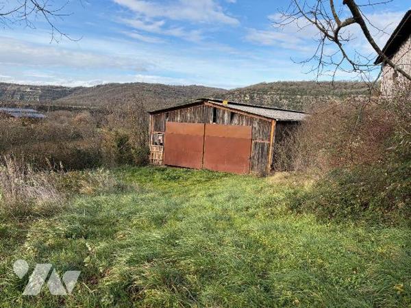A VENDRE à CAJARC (46160 - Lot) - Dans un hameau du village, au calme, à cinq minutes des comme...