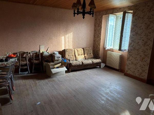 A VENDRE à CAJARC (46160 - Lot) - Dans un hameau du village, au calme, à cinq minutes des comme...