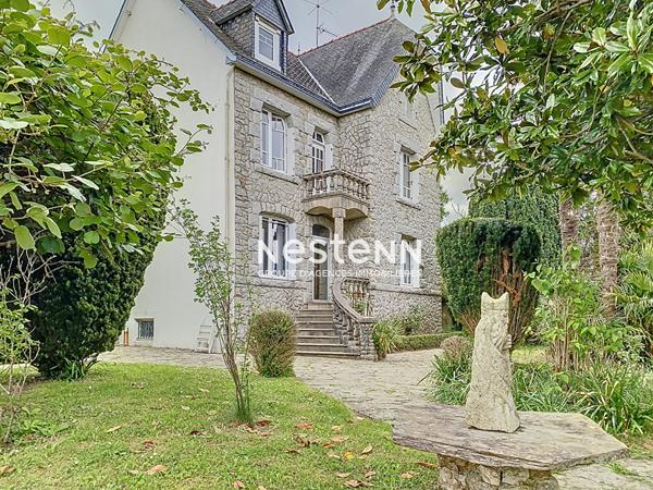 Maison de caractère exceptionnel en plein bourg de Moelan Sur Mer