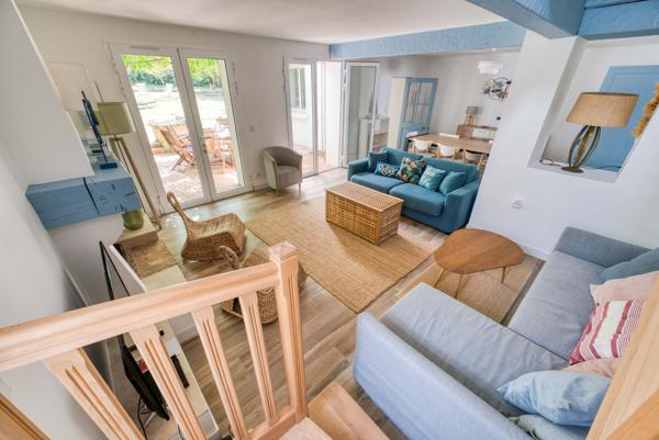 MAISON RÉNOVÉE AU CALME ABSOLU, TOUT À PIED