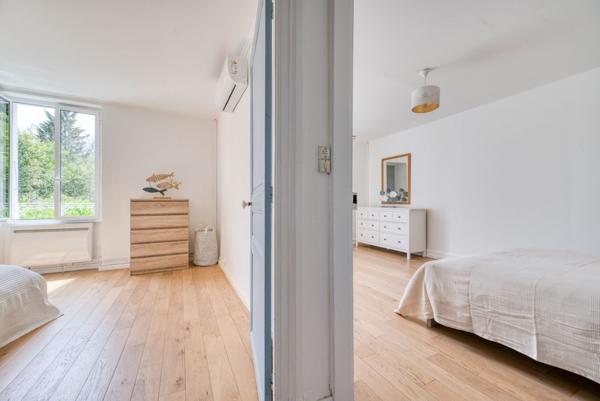 MAISON RÉNOVÉE AU CALME ABSOLU, TOUT À PIED