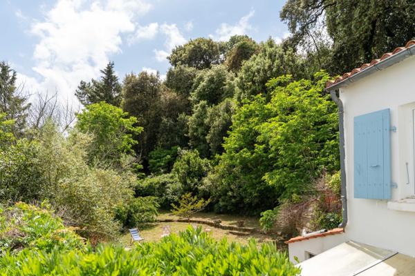 MAISON RÉNOVÉE AU CALME ABSOLU, TOUT À PIED
