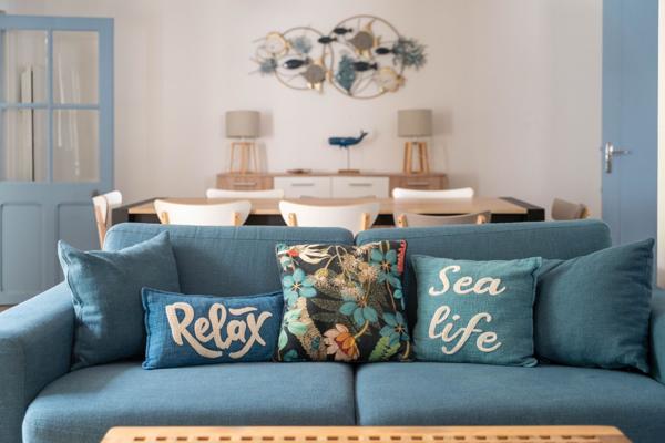 MAISON RÉNOVÉE AU CALME ABSOLU, TOUT À PIED