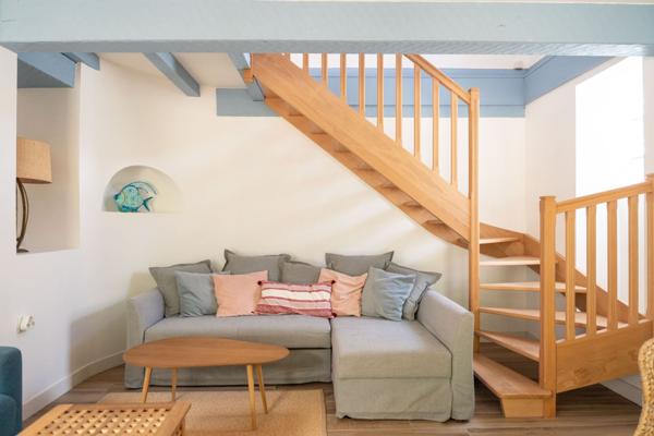 MAISON RÉNOVÉE AU CALME ABSOLU, TOUT À PIED