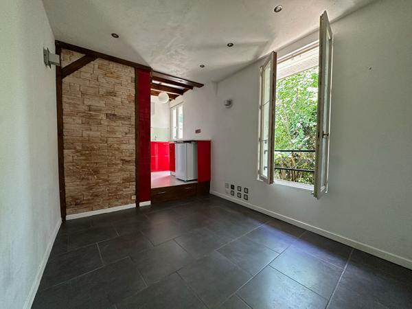 STUDIO MONTGERON PROCHE GARE