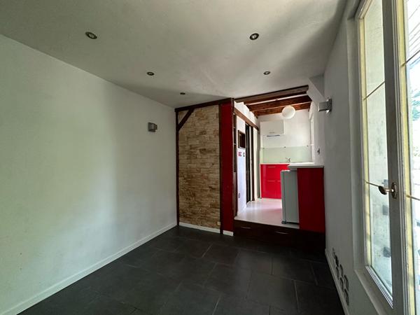 STUDIO MONTGERON PROCHE GARE