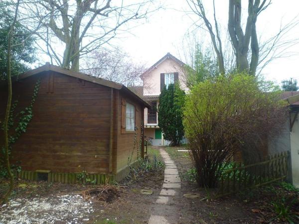 STUDIO MONTGERON PROCHE GARE