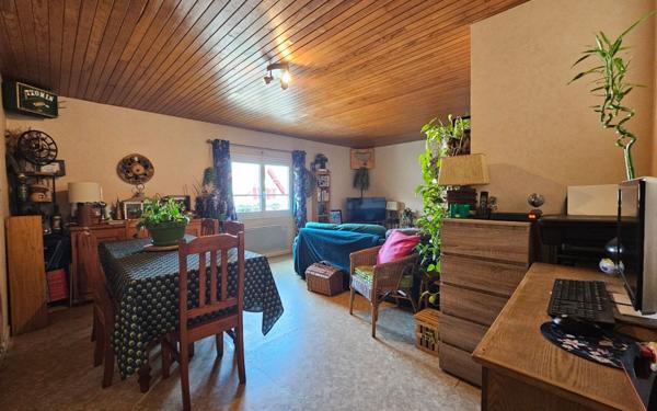 Immeuble à vendre    5 pièces • 170,89 m2 Villefranque