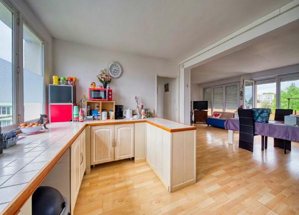 Appartement à vendre    3 pièces •    Saint-Quentin