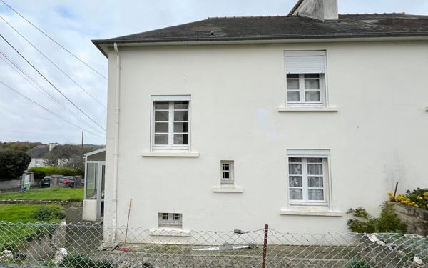 Maison à vendre    4 pièces • 78,42 m2 Carhaix-Plouguer