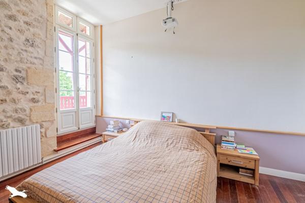 Maison à vendre |  Paillet |  6 pièces | 213 m²