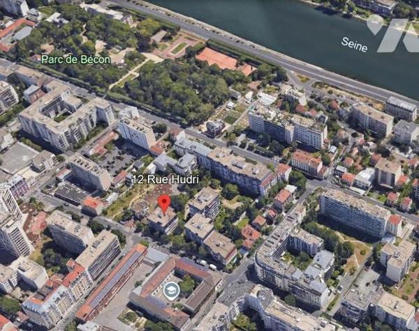 COURBEVOIE DERNIER ETAGE 2P BALCON CAVE PARKING