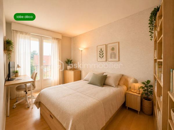 Découvrez ce CHARMENT appartement 4 pièces de 76m2, situé au PLATEAU D'AVRON dans une zone CALME ET PAVILLONAIRE, idéal pour une famille ou un jeune couple en quête de sérénité.

Au 2eme et dernier étage d'une petite copropriété très bien entretenue de 12 lots, ce bien vous séduira par sa luminosité et son absence totale de vis-à-vis, garantissant calme et intimité quotidien.

L' appartement se compose d'une entrée séparée avec de nombreux rangements, pratique et fonctionnelle.
L'agencement distingue parfaitement l'espace de vie de l'espace nuit.
Le séjour de 18m2, SPACIEUX et LUMINEUX, bénéficie d'un accès direct au BALCON et communique avec la cuisine grâce à une large ouverture de type passe plat.
Ce mur n'étant pas porteur, il offre la possibilité d'ouvrir davantage l'espace afin de créer une belle pièce de vie selon vos envies.

Coté nuit vous y trouverez 3 BELLES CHAMBRES AVEC RANGEMENTS de 10,88 m2 et de 11,36m2, une des chambres dispose d'un BALCON.
L'espace est complété par une SDB et WC séparé.

Le bien comprend également un GARAGE d’environ 15m2, une CAVE d'environ 6m2 et d'un SECHOIR pouvant faire office d'une 2eme CAVE.

Les ++ :

RAPID MARKET 
Boulangerie et PIZZERIA
BAR TABAC et Relais Colis 
Centre Médical  
Cinéma, un marché couvert TOUS LES VENDREDIS MATIN et une MICRO CRECHE.
A 1 mn à pied de l'école Elémentaire Edouard HERRIOT.
A 1 mn à pied de la Maternelle Paul LETOMBE.
A 1 mn du Bus 114 qui dessert le RER A en 16mn et à 12 mn du RER E le Raincy Villemomble.
A 5 mn du PARC DES COTEAUX D'AVRON