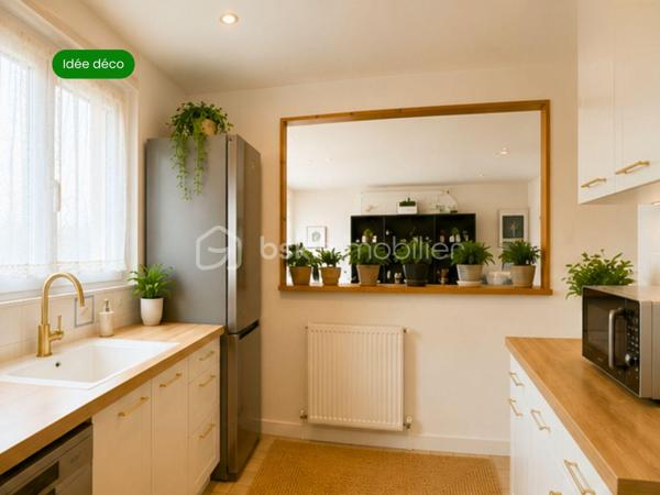 Découvrez ce CHARMENT appartement 4 pièces de 76m2, situé au PLATEAU D'AVRON dans une zone CALME ET PAVILLONAIRE, idéal pour une famille ou un jeune couple en quête de sérénité.

Au 2eme et dernier étage d'une petite copropriété très bien entretenue de 12 lots, ce bien vous séduira par sa luminosité et son absence totale de vis-à-vis, garantissant calme et intimité quotidien.

L' appartement se compose d'une entrée séparée avec de nombreux rangements, pratique et fonctionnelle.
L'agencement distingue parfaitement l'espace de vie de l'espace nuit.
Le séjour de 18m2, SPACIEUX et LUMINEUX, bénéficie d'un accès direct au BALCON et communique avec la cuisine grâce à une large ouverture de type passe plat.
Ce mur n'étant pas porteur, il offre la possibilité d'ouvrir davantage l'espace afin de créer une belle pièce de vie selon vos envies.

Coté nuit vous y trouverez 3 BELLES CHAMBRES AVEC RANGEMENTS de 10,88 m2 et de 11,36m2, une des chambres dispose d'un BALCON.
L'espace est complété par une SDB et WC séparé.

Le bien comprend également un GARAGE d’environ 15m2, une CAVE d'environ 6m2 et d'un SECHOIR pouvant faire office d'une 2eme CAVE.

Les ++ :

RAPID MARKET 
Boulangerie et PIZZERIA
BAR TABAC et Relais Colis 
Centre Médical  
Cinéma, un marché couvert TOUS LES VENDREDIS MATIN et une MICRO CRECHE.
A 1 mn à pied de l'école Elémentaire Edouard HERRIOT.
A 1 mn à pied de la Maternelle Paul LETOMBE.
A 1 mn du Bus 114 qui dessert le RER A en 16mn et à 12 mn du RER E le Raincy Villemomble.
A 5 mn du PARC DES COTEAUX D'AVRON