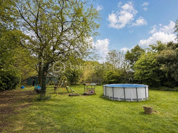 Vous recherchez une maison avec de la pierre, du bois, de la verdure et du calme... une maison vous offrant un beau potentiel, avec quelques travaux de finitions afin de la mettre à votre goût ? J'ai peut-être ça, lisez la suite !
Dès votre arrivée dans le chemin, vous pourrez succomber au charme de cette maison en pierre avec son extension bois....
Nous commencerons la visite par une vaste entrée, elle distribue la pièce de vie lumineuse de 40m2 avec sa grande baie donnant accès direct au jardin,  elle comprend le salon-séjour et la cuisine aménagée et équipée récente. La pièce de vie est une extension bois qui a été construite en 2020.  Nous poursuivrons avec un espace buanderie de 6m2, un wc séparé, et une suite parentale de 21m2 avec un espace chambre, un dressing et une salle d'eau privative. 
Direction ensuite l'étage, une vaste mezzanine de 20m2 pouvant aisément accueillir un espace bureau, une salle de jeux distribue une salle de bain de 6m2, un wc séparé, une chambre de 9m2 et deux autres chambres de 13m2 au sol. Le mode de chauffage est électrique. Plusieurs menuiseries ont été changées en pvc double vitrage, la grande baie du salon en double vitrage sera à envisager. La taxe foncière est de 640€. 
Allons à l'extérieur, entourée de végétation, vous pourrez profiter en toute tranquillité, sans aucun vis à vis, de la parcelle de 3200m2. Non attenant à la maison un atelier vous y attend pour y mettre voitures, motos, bricolage etc... . Vous souhaiteriez pouvoir stationner votre voiture à toute proximité de l'entrée de votre maison ? Pas de soucis, vous pourrez aisément créer un carport sur un des cotés de la maison. Un puits, non raccordé à la maison, est présent. 
Alors ce bien semble correspondre à vos critères de recherche ? Ne tardez pas, appelez-moi !