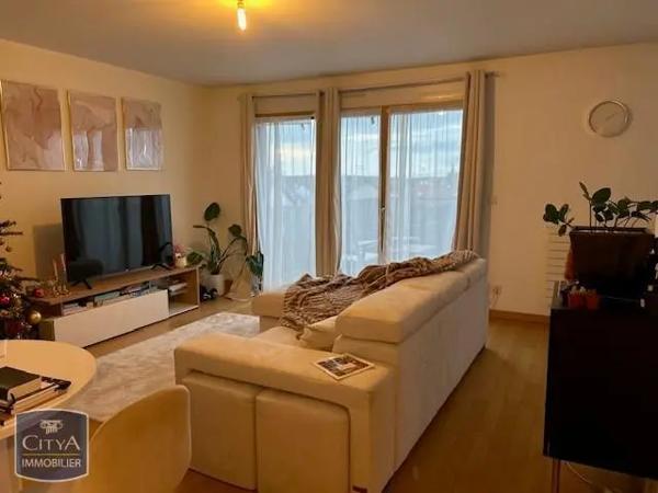 Appartement à louer 3 pièces 80.3m²