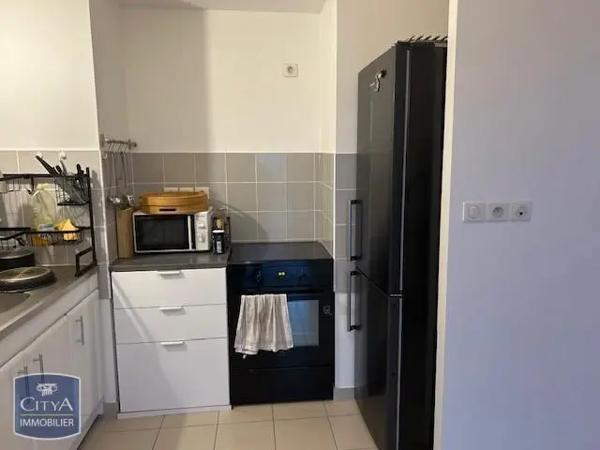 Appartement à louer 3 pièces 80.3m²