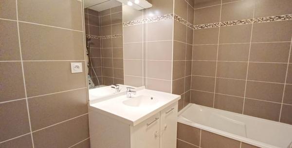 Étrembières (74100) Appartement T3 avec balcon et parking