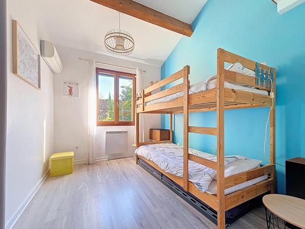 Propriété de charme avec piscine, vues panoramiques & intimité totale – Bédarieux (34600)