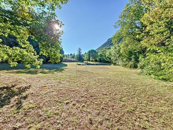 Propriété de charme avec piscine, vues panoramiques & intimité totale – Bédarieux (34600)