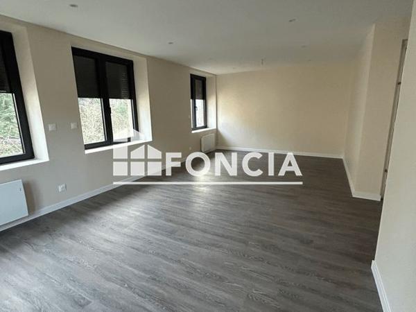 Location Appartement 3 pièces 93.7 m² - 4 RUE DU COTEAU Boen Sur Lignon 42130