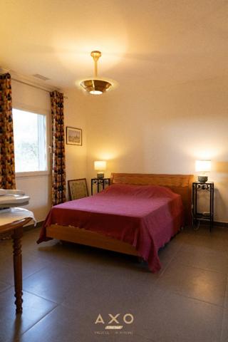 SAINTE - ANASTASIE - MAISON D'ARCHITECTE - T6 -  171 M2 - PISCINE  - JARDIN 2 616 M2 - GARAGE - POSSIBILITE CONSTRUCTION MAISON - 690 000