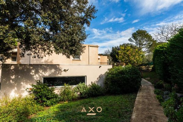 SAINTE - ANASTASIE - MAISON D'ARCHITECTE - T6 -  171 M2 - PISCINE  - JARDIN 2 616 M2 - GARAGE - POSSIBILITE CONSTRUCTION MAISON - 690 000