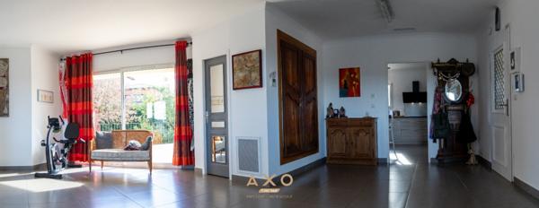 SAINTE - ANASTASIE - MAISON D'ARCHITECTE - T6 -  171 M2 - PISCINE  - JARDIN 2 616 M2 - GARAGE - POSSIBILITE CONSTRUCTION MAISON - 690 000