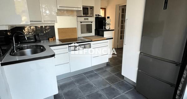Location Appartement 4 pièces 69.74 m² - Eaubonne 95600