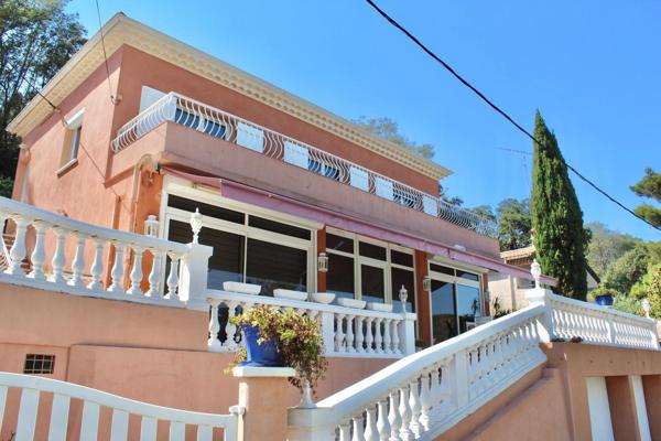 Maison à LE TRAYAS (83700)