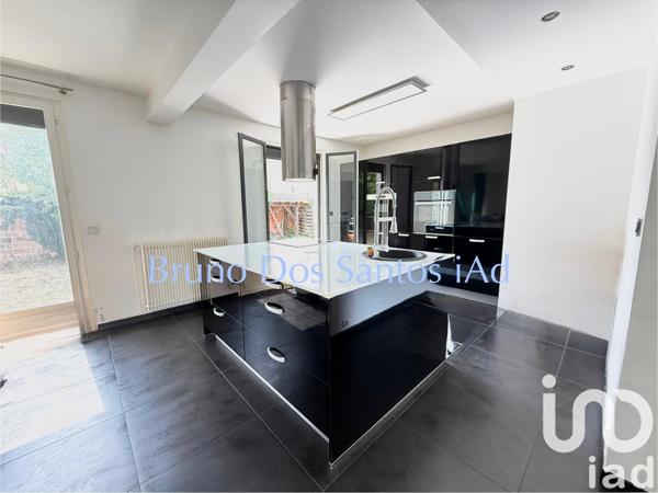 Maison à vendre 6 pièces 129 m² Carrières-sous-Poissy