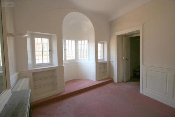 Fonds et/ou murs commerciaux à louer à Dole dans le Jura (39100), ref : 39033-L469