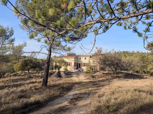 Esparron (83560) Maison - 110 m² - 4 pièces