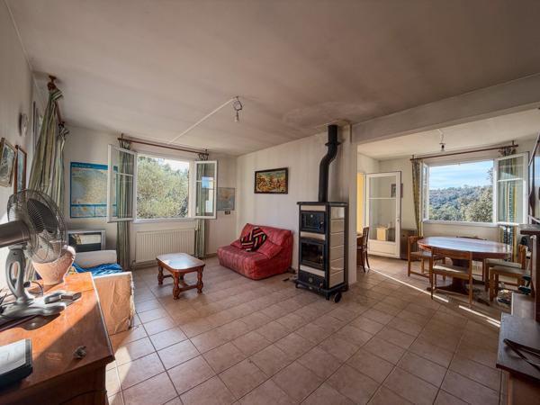 Esparron (83560) Maison - 110 m² - 4 pièces