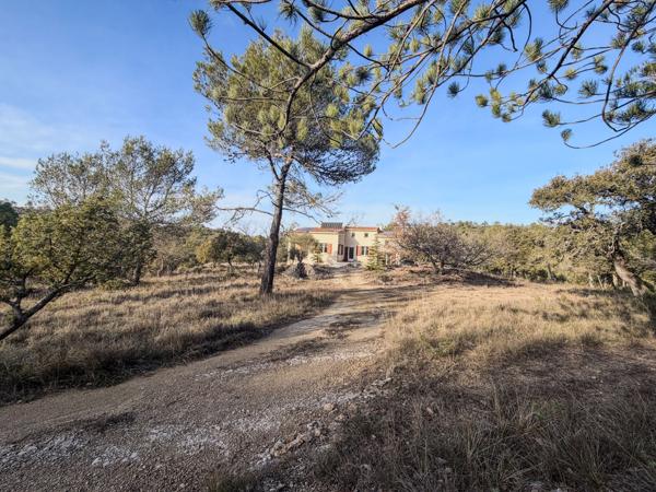 Esparron (83560) Maison - 110 m² - 4 pièces