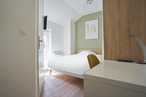 AVNZ-LL152 - Chambre n°3 meublée en colocation + sdd