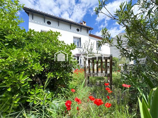 Maison T5, deux accès, jardin, vue Canigou, garage
