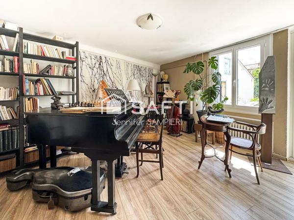 Maison T5, deux accès, jardin, vue Canigou, garage