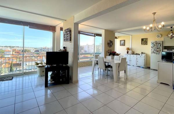 Appartement 85 m² dernier étage, vue mer : un bien rare à Canet