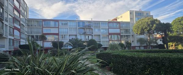 Appartement 85 m² dernier étage, vue mer : un bien rare à Canet