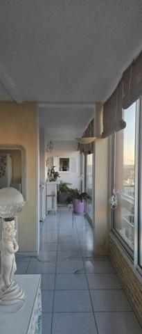 Appartement 85 m² dernier étage, vue mer : un bien rare à Canet