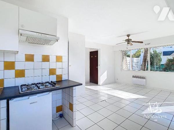 Pessac, proximité centre ville, gare et domaine universitaire, appartement sis au rez-de-chauss...