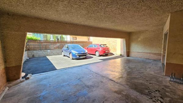 APPARTEMENT T2 TRAVERSANT PARKING BALCON CAVE