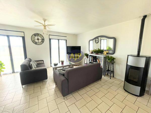 Vente maison Guern : 235 000 € - AJP Immobilier Pontivy