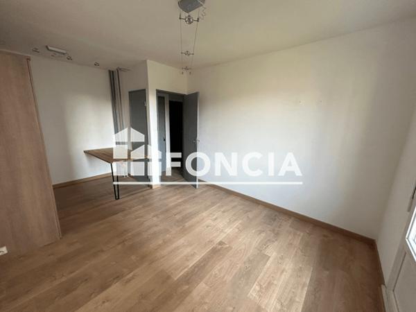 Location Appartement 2 pièces 46.06 m² - 10 SQUARE DES ROCHELETS Nantes 44100